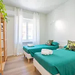 Escape Apartment *