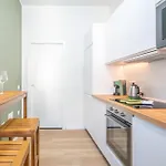 Escape Apartment *